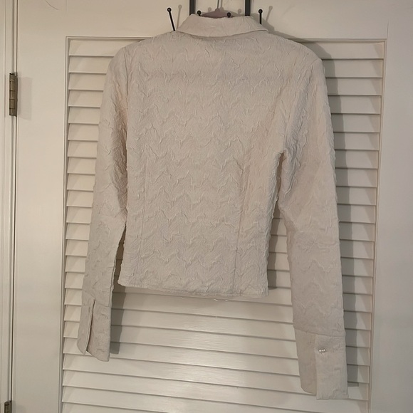 NA-KD Cream Textured Structure Fitted Button Down Blouse - Picture 6 of 9